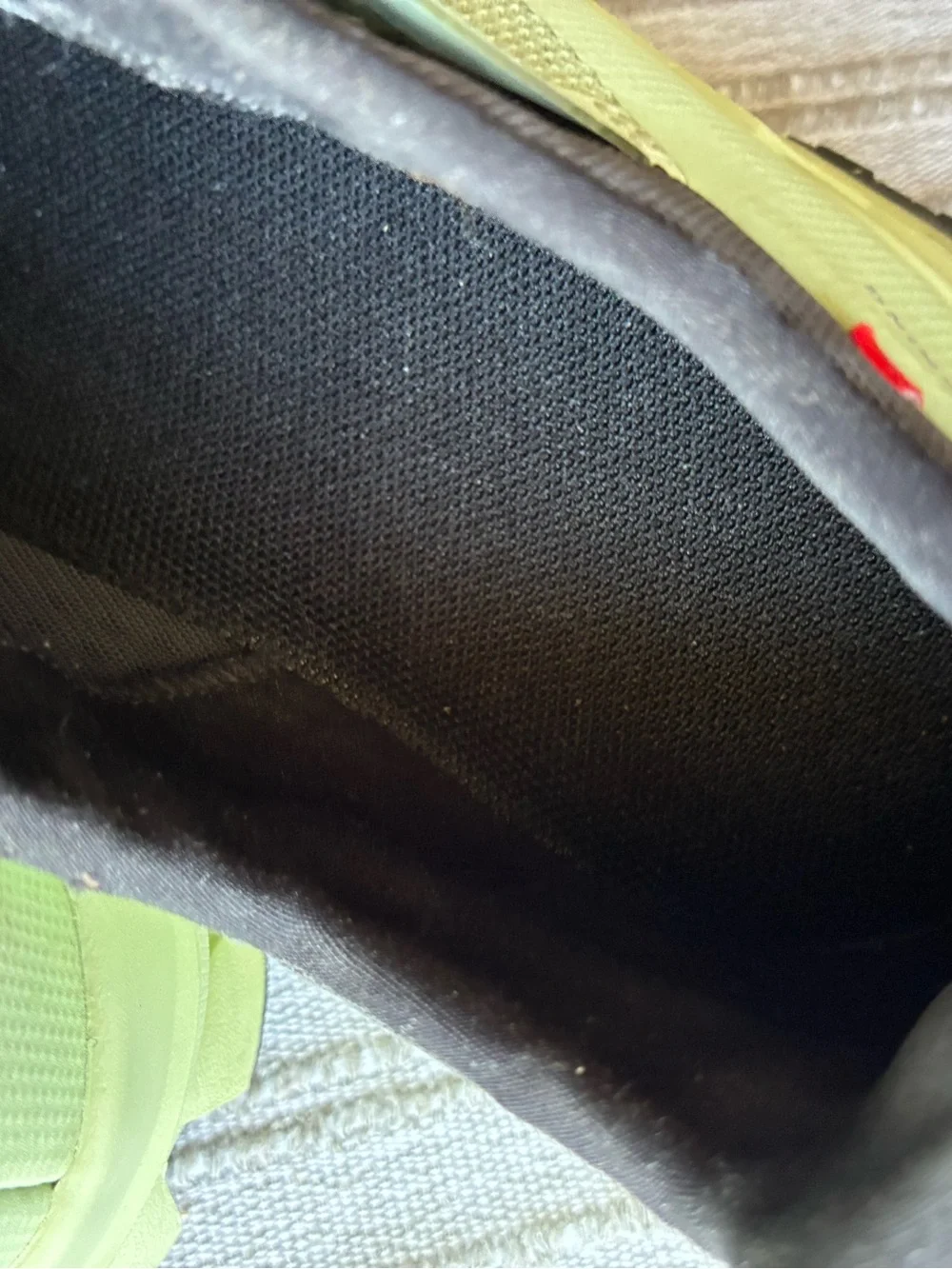 On Running Cloudultra mint/black women’s trail shoes.